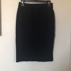 Iris casual black skirt